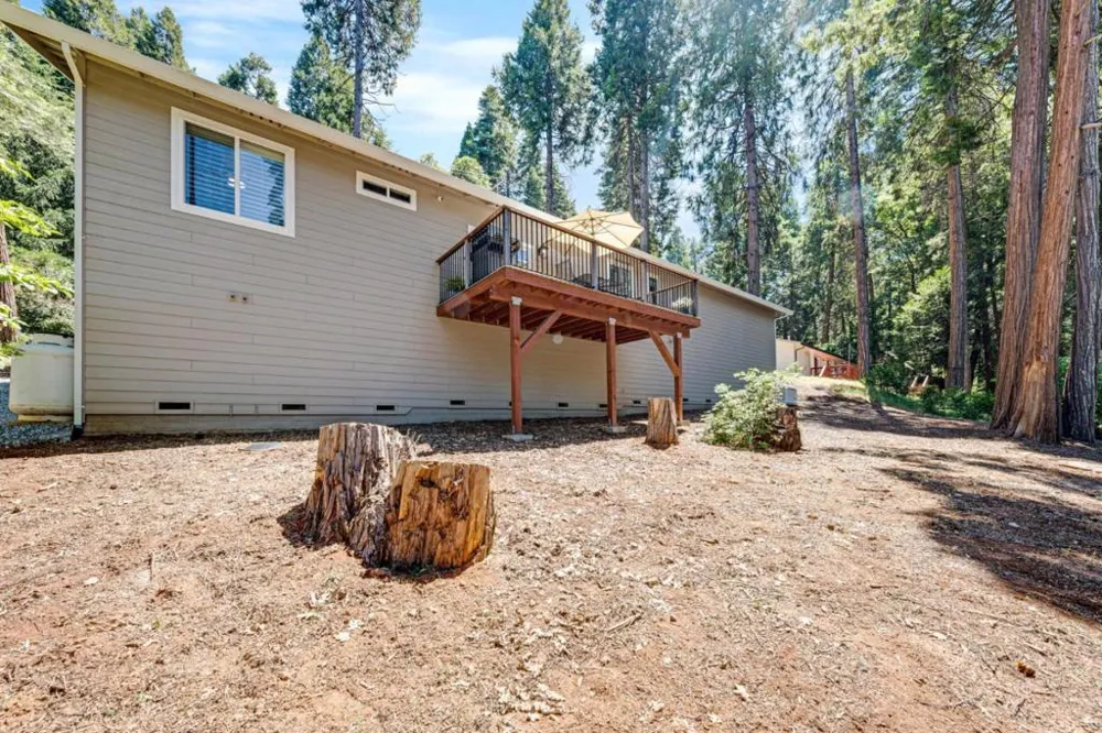 3884 Opal Trail Pollock Pines, CA 95726
