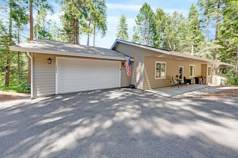 3884 Opal Trail Pollock Pines, CA 95726