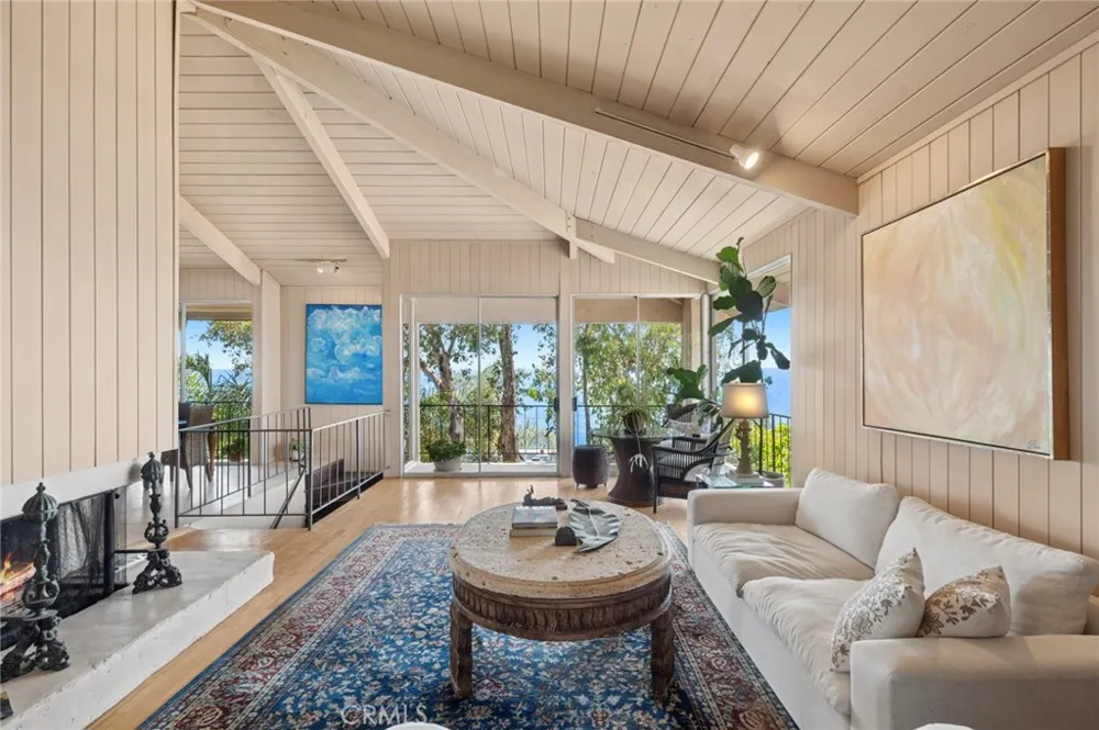 31381 Monterey Street Laguna Beach, CA 92651