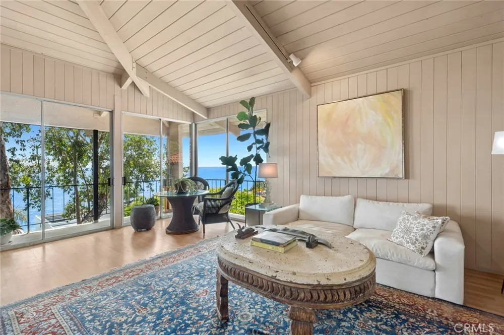 31381 Monterey Street Laguna Beach, CA 92651