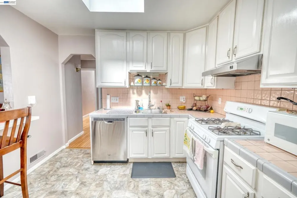 150 Cambridge St San Francisco, CA 94134