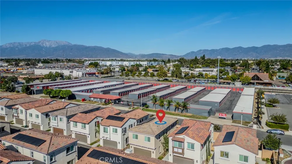 214 Bonita Lane Rialto, CA 92376