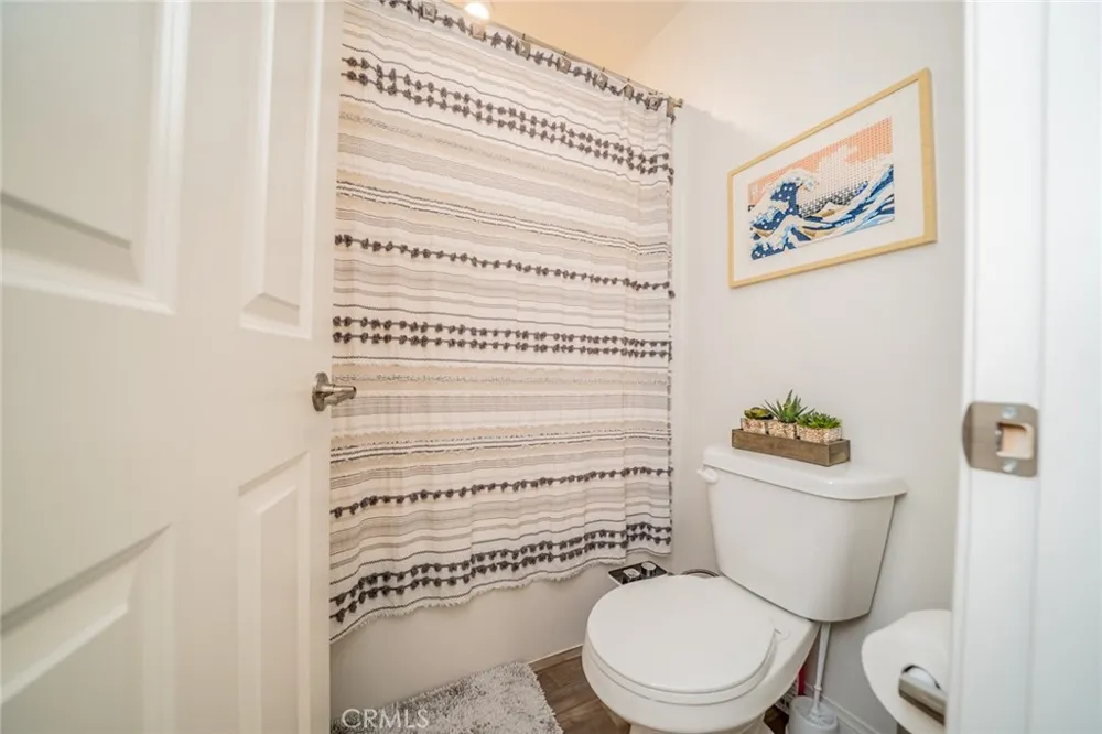 214 Bonita Lane Rialto, CA 92376