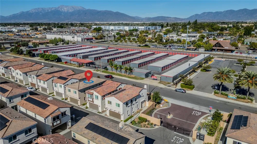 214 Bonita Lane Rialto, CA 92376