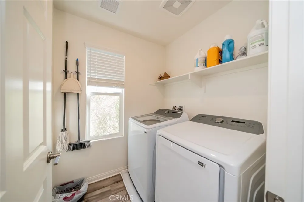 214 Bonita Lane Rialto, CA 92376