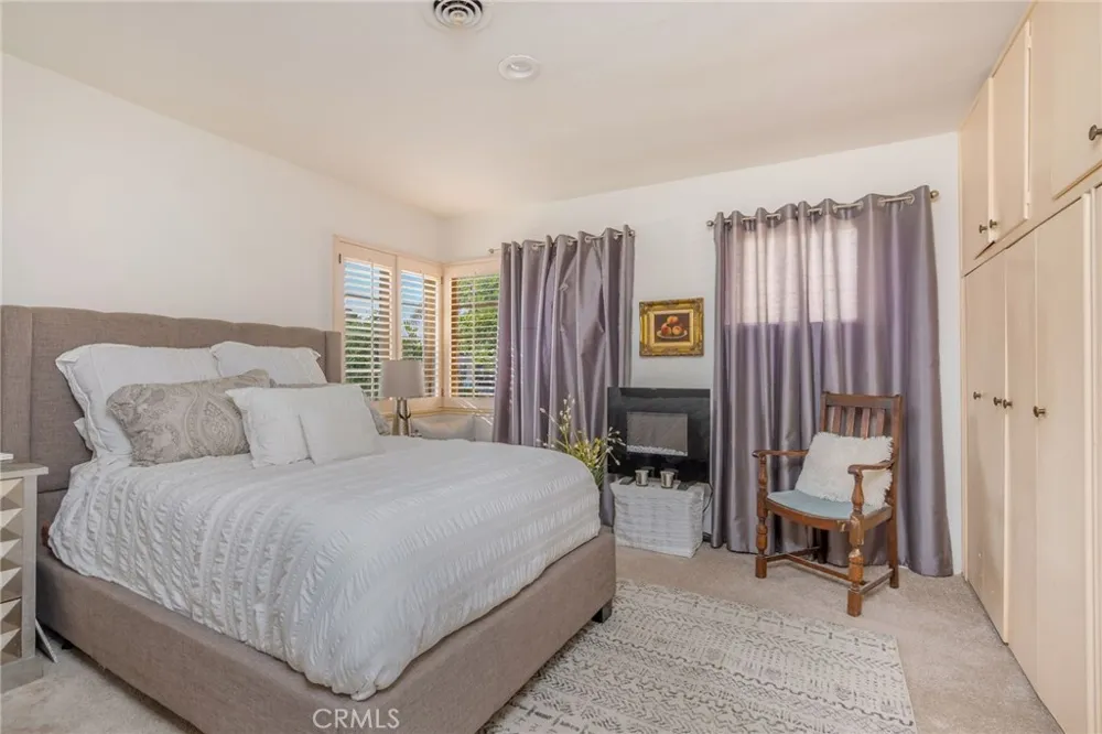 114 5th Seal Beach, CA 90740