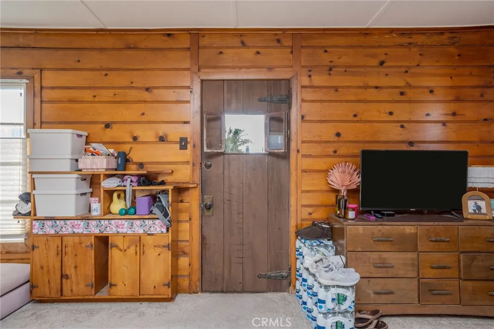 114 5th Seal Beach, CA 90740