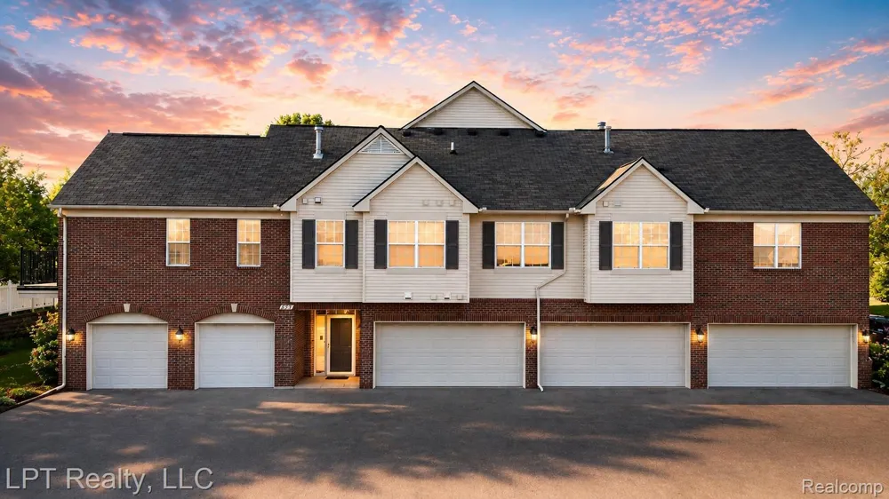 623 Worthington Drive Lansing City, MI 48906