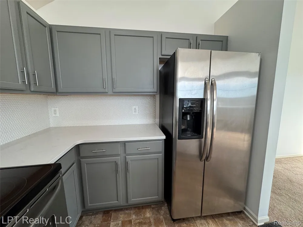 623 Worthington Drive Lansing City, MI 48906