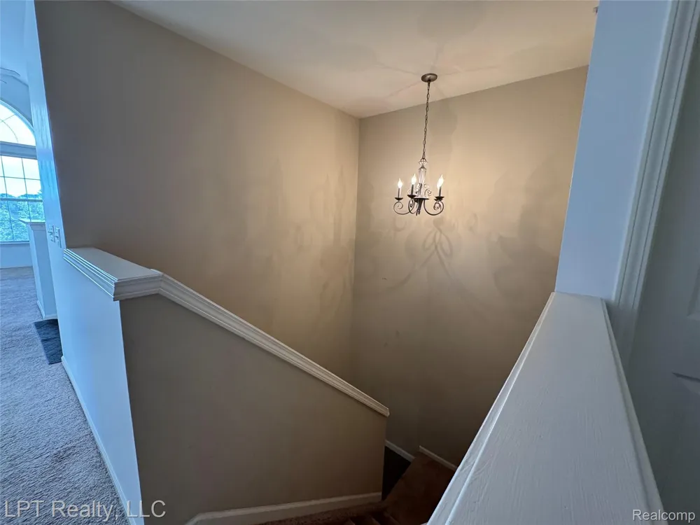 623 Worthington Drive Lansing City, MI 48906