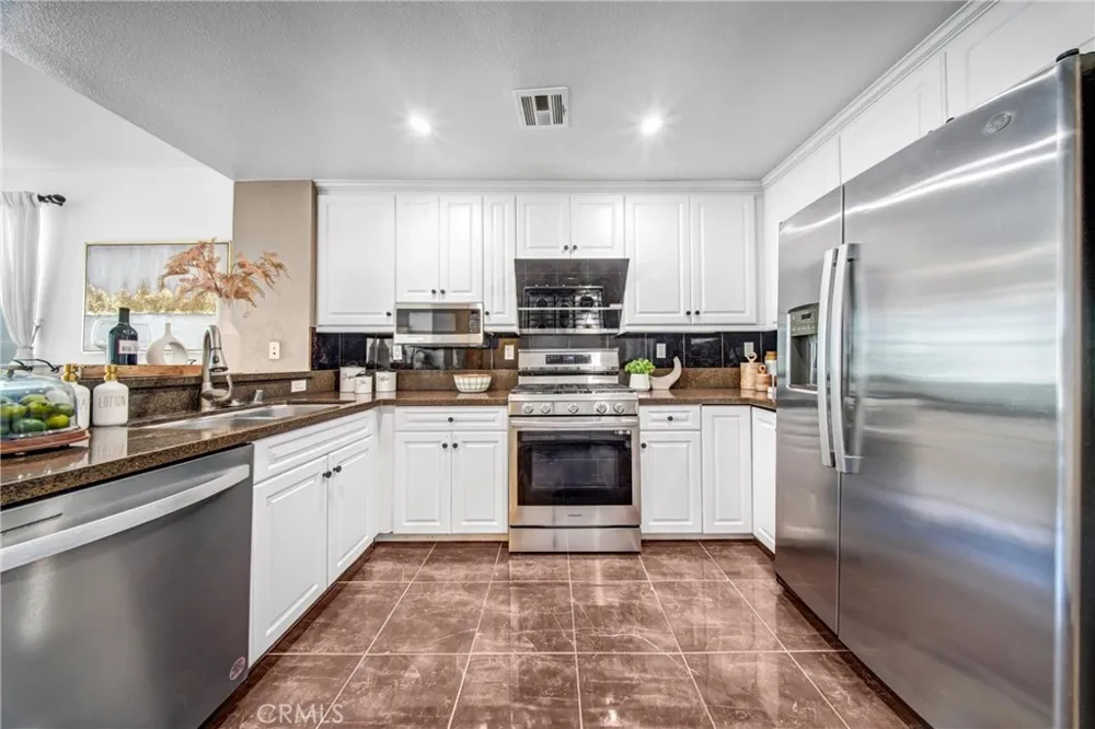 88 E Bay State #3A Alhambra, CA 91801