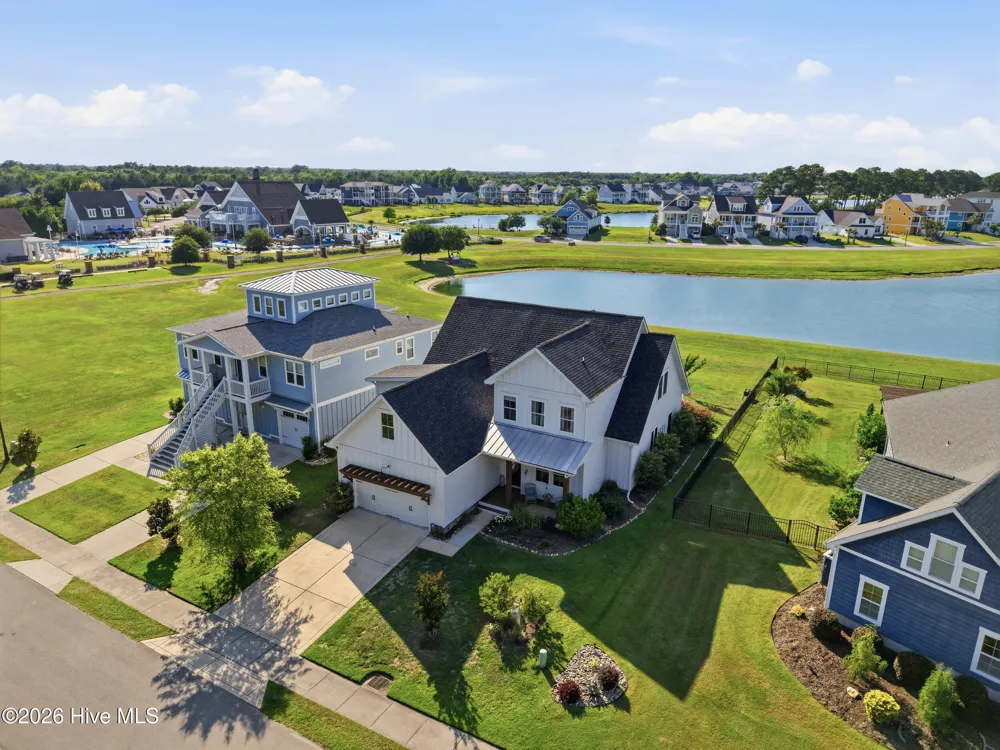 331 Spicer Lake Drive Holly Ridge, NC 28445