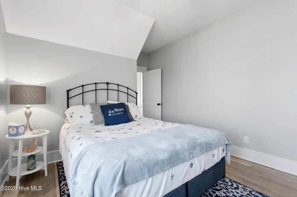331 Spicer Lake Drive Holly Ridge, NC 28445