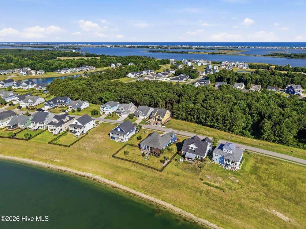 331 Spicer Lake Drive Holly Ridge, NC 28445
