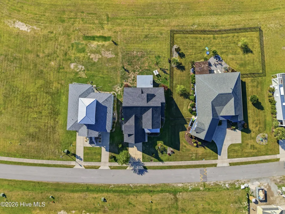 331 Spicer Lake Drive Holly Ridge, NC 28445