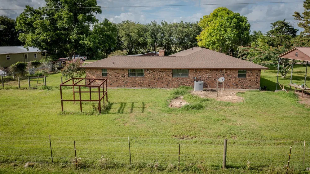 12006 Mueck Road Needville, TX 77461