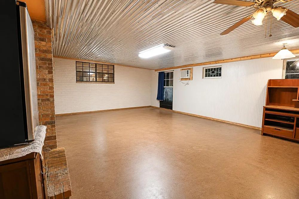 12006 Mueck Road Needville, TX 77461