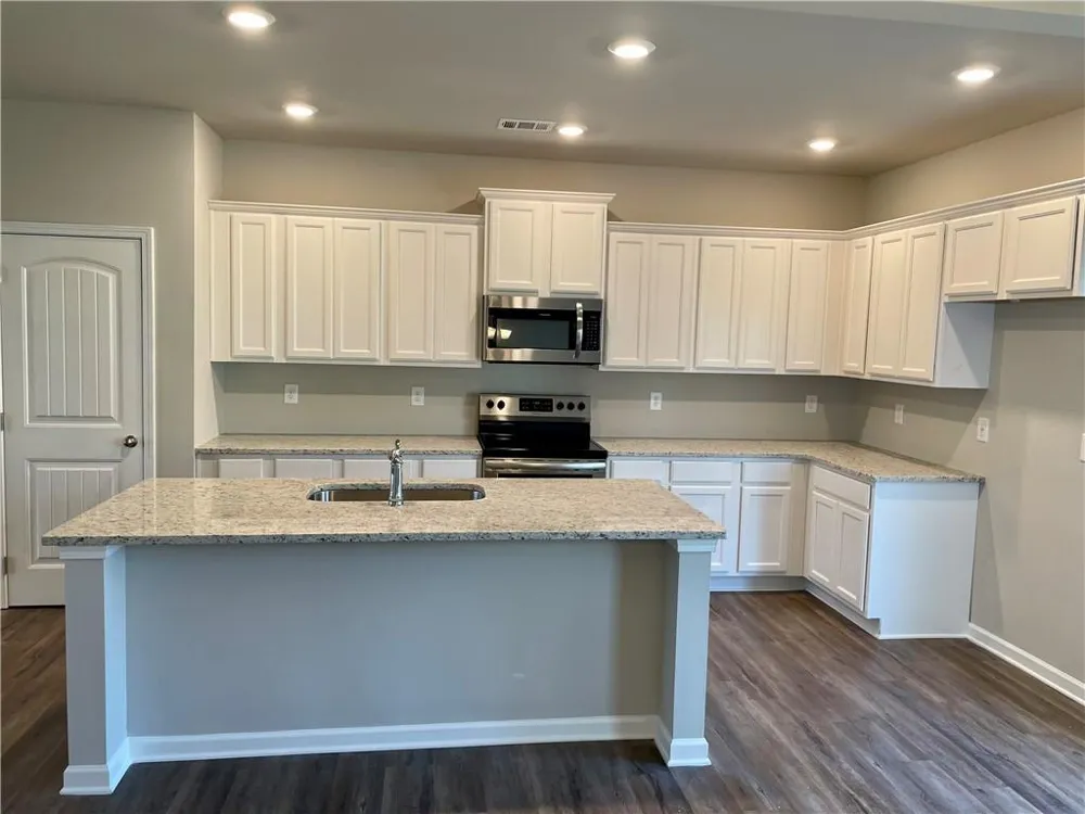 511 Ruths Drive Woodstock, GA 30188
