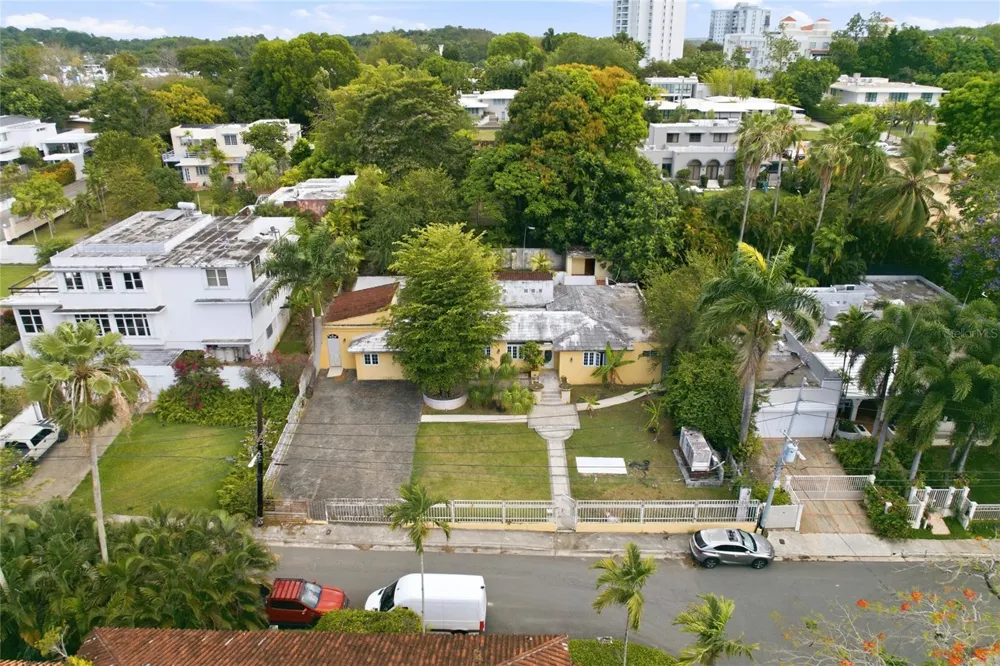 2 CALLE J Guaynabo, PR 00966