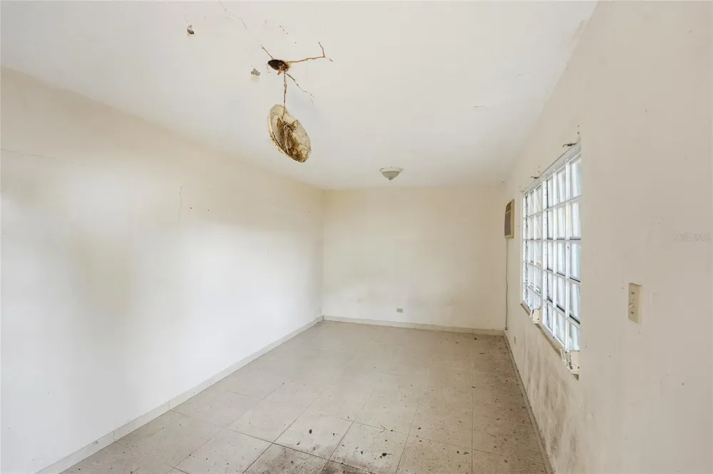 2 CALLE J Guaynabo, PR 00966
