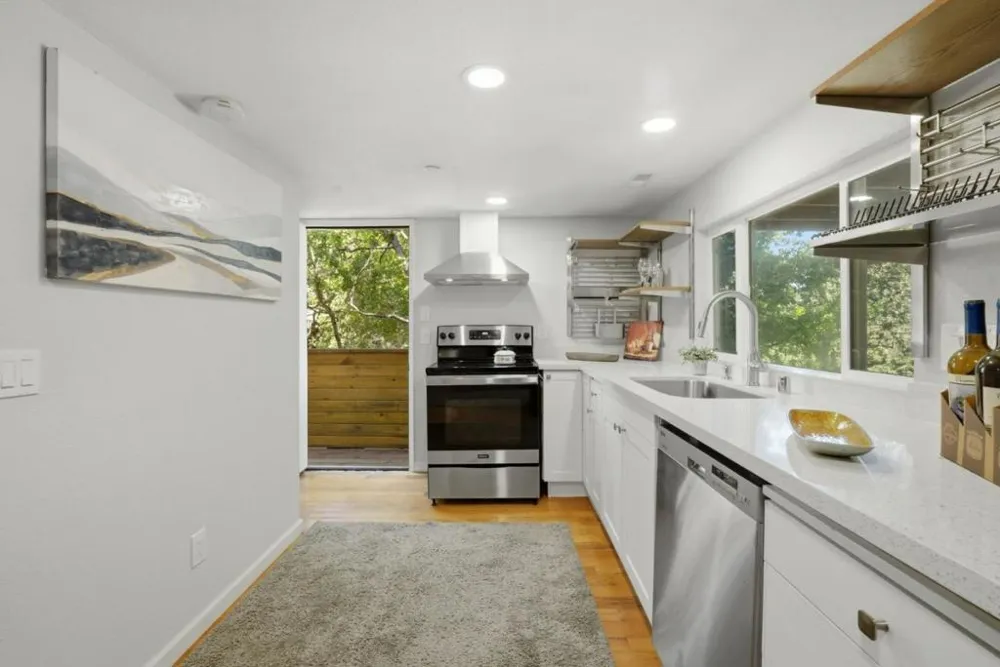30 Fair Drive San Rafael, CA 94901