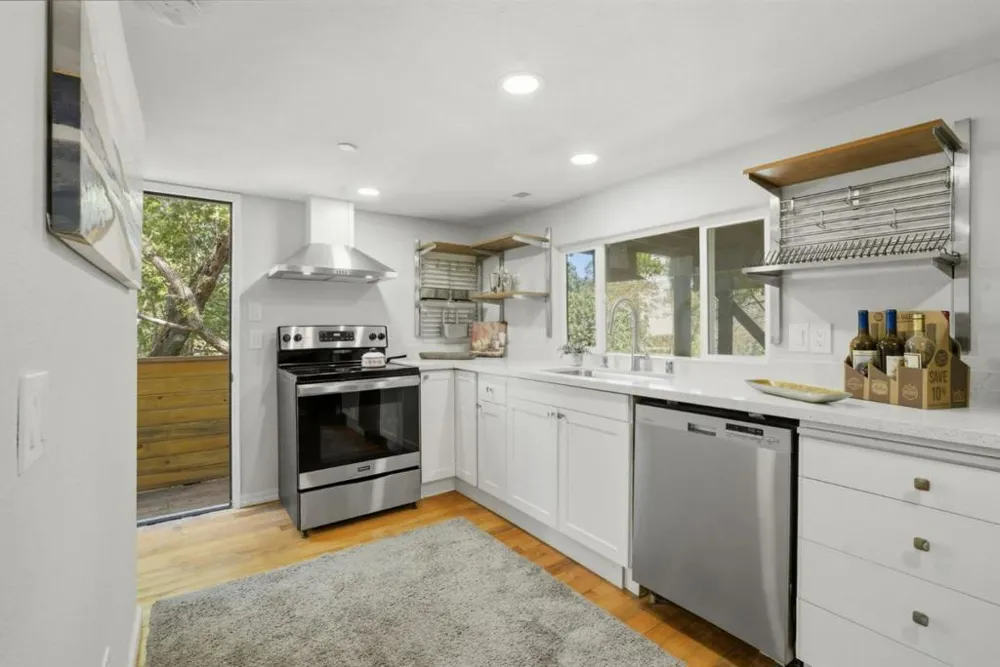30 Fair Drive San Rafael, CA 94901