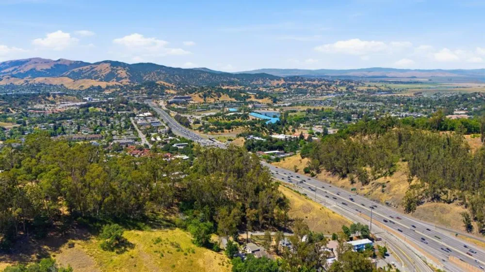 30 Fair Drive San Rafael, CA 94901