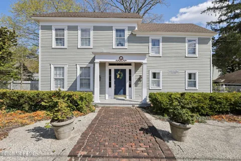 408 Main Street