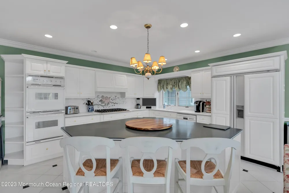 5 New York Boulevard Sea Girt, NJ 08750