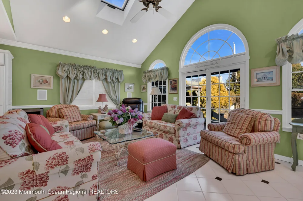 5 New York Boulevard Sea Girt, NJ 08750