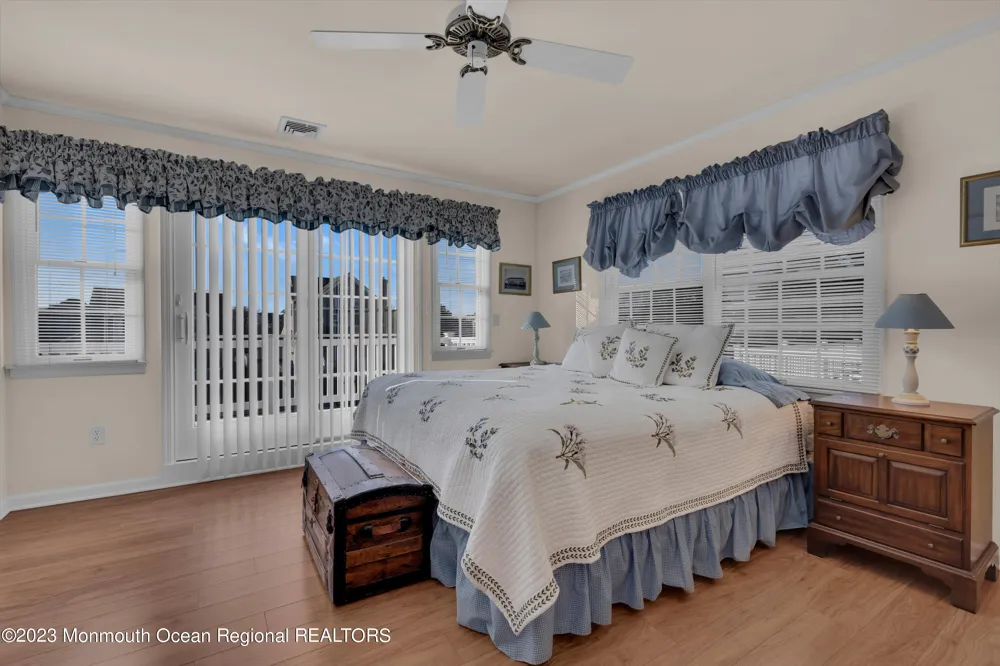 5 New York Boulevard Sea Girt, NJ 08750
