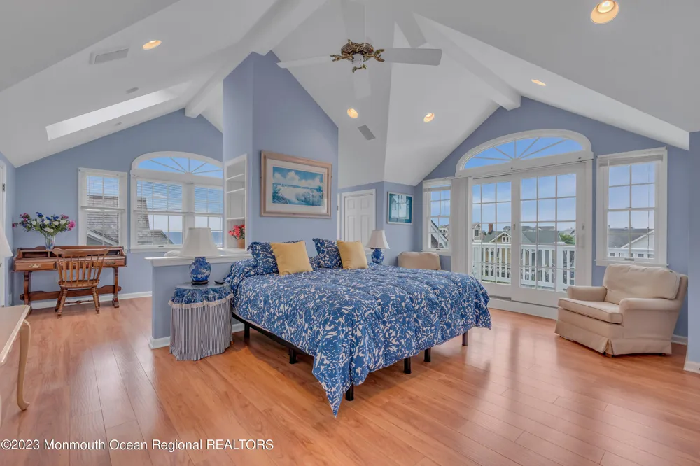 5 New York Boulevard Sea Girt, NJ 08750