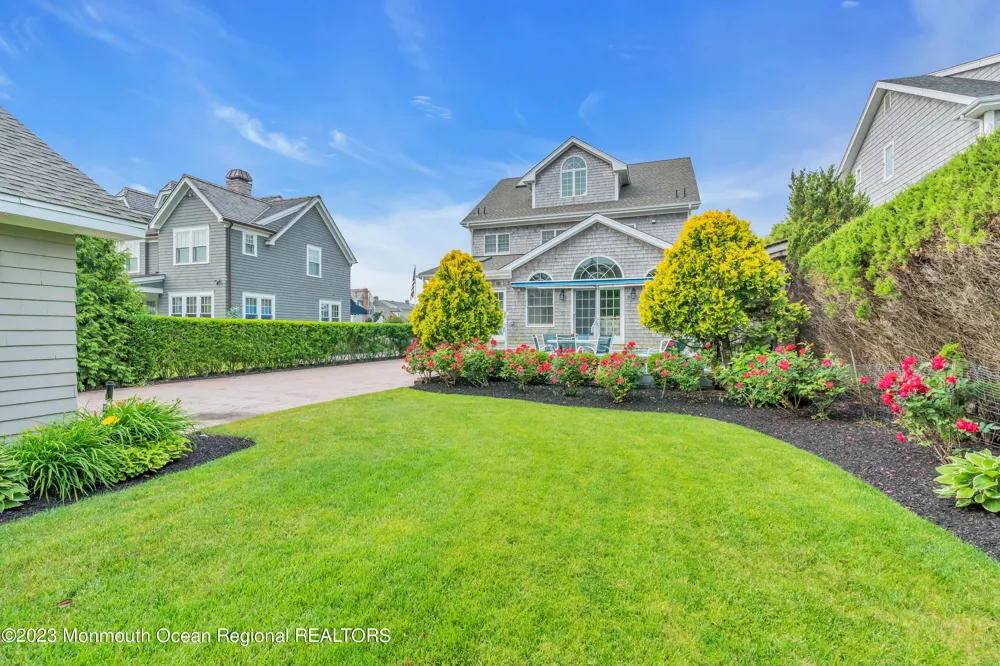 5 New York Boulevard Sea Girt, NJ 08750