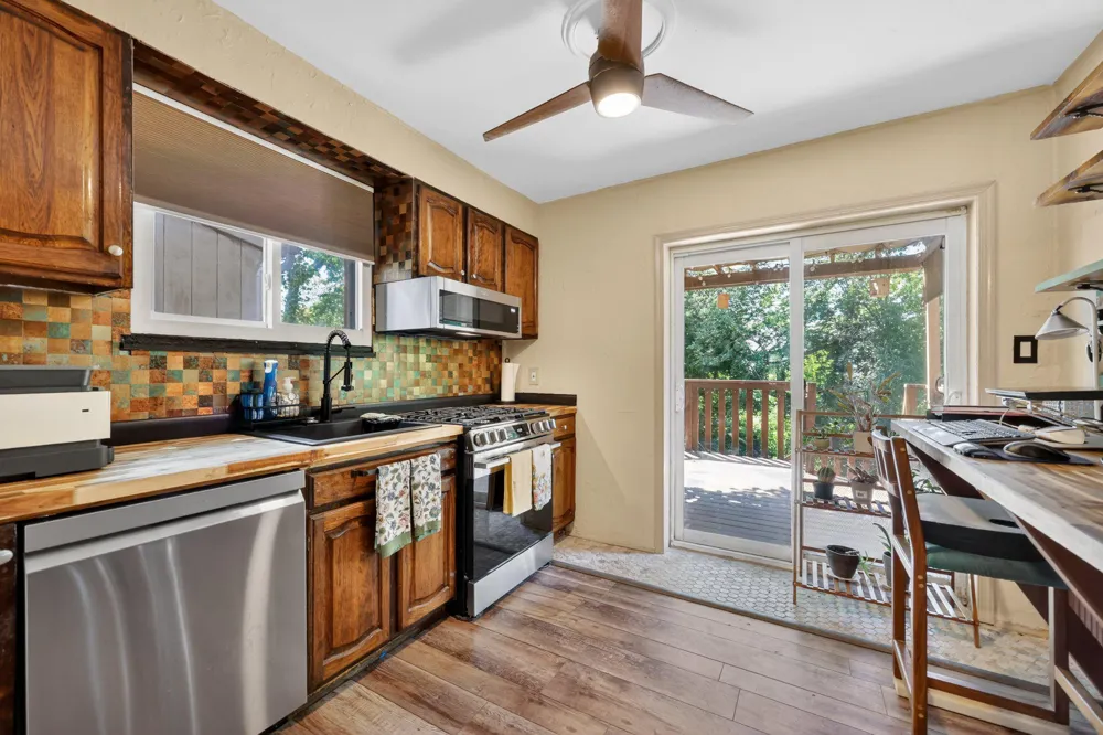 3840 DENNISON AVENUE Drexel Hill, PA 19026