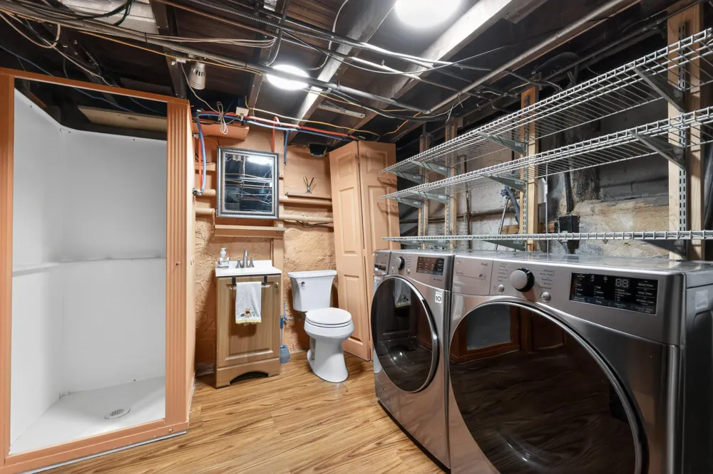 3840 DENNISON AVENUE Drexel Hill, PA 19026