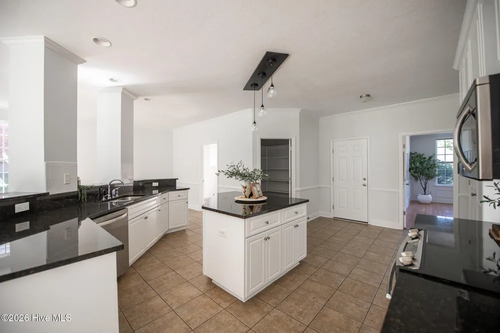 1612 Jamestown Avenue Evans, GA 30809