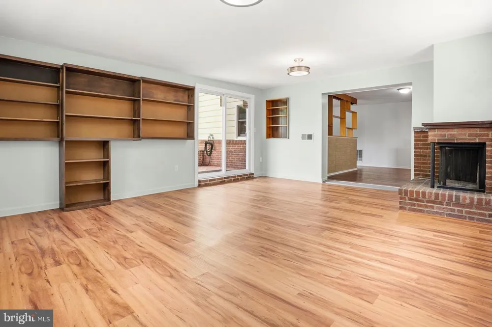 11910 CALLOW TERRACE Laurel, MD 20708