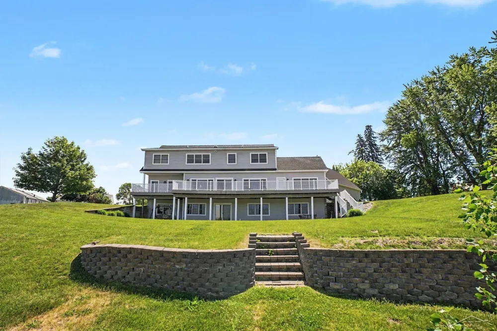 5814 M-30 ROAD Tobacco Township, MI 48612