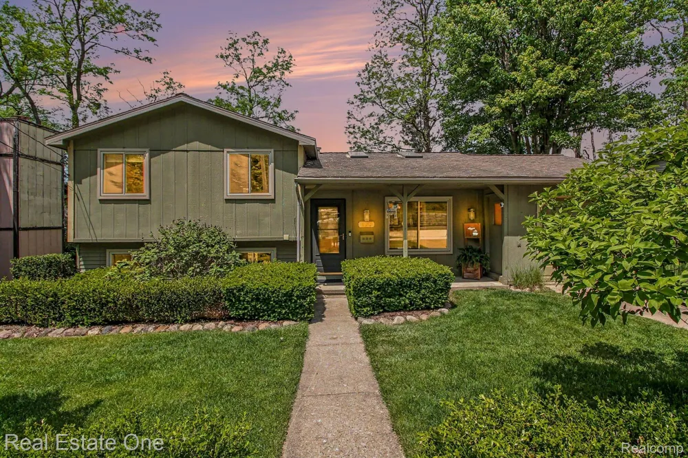 520 W Huron Street Milford Village, MI 48381