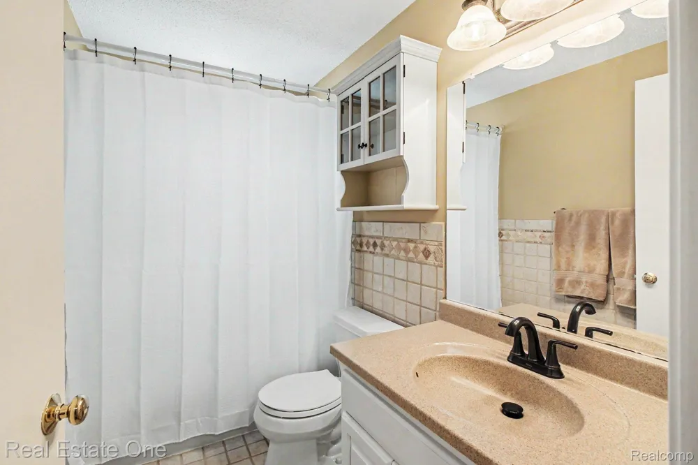 520 W Huron Street Milford Village, MI 48381