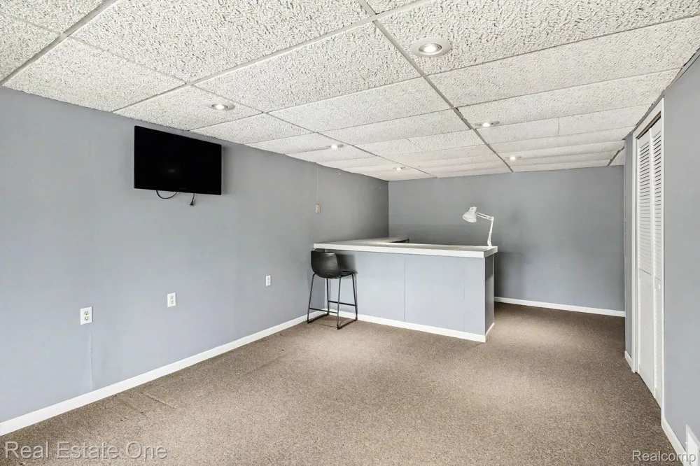 520 W Huron Street Milford Village, MI 48381
