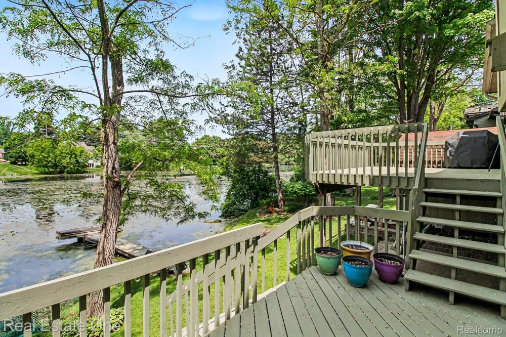 520 W Huron Street Milford Village, MI 48381