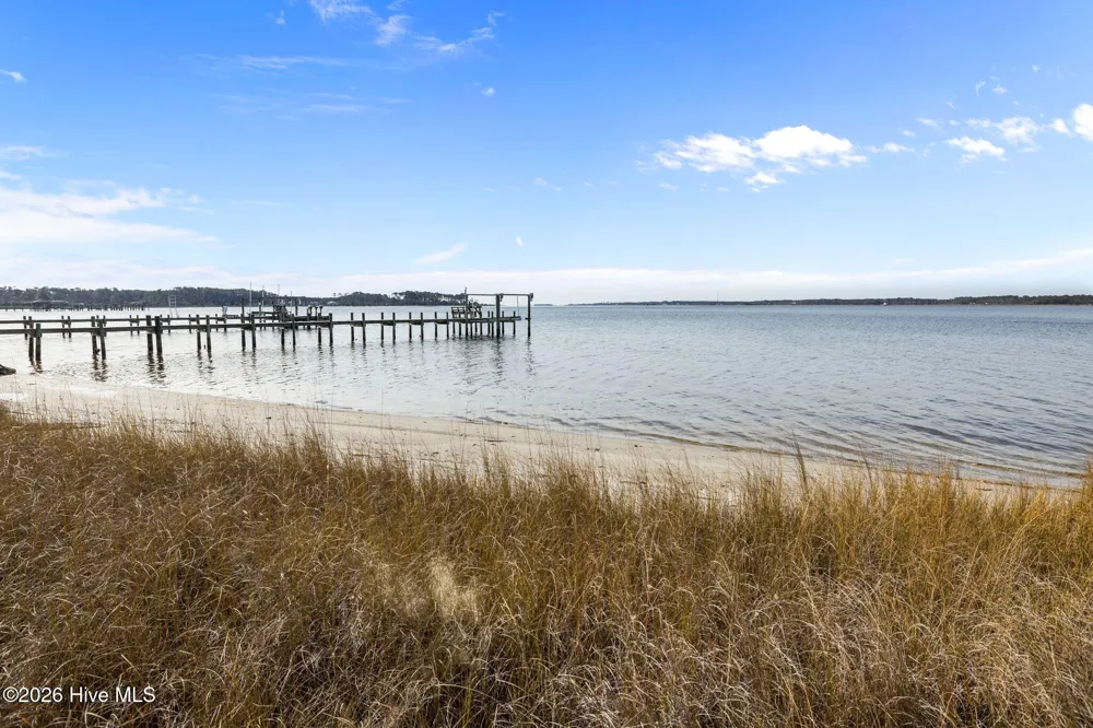 139 Bayshore Street Sea Level, NC 28577