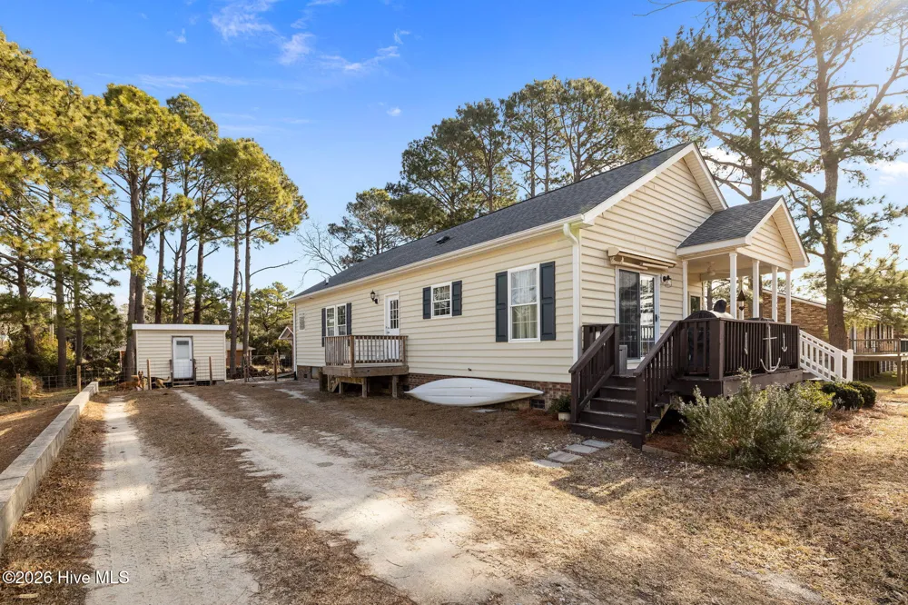 139 Bayshore Street Sea Level, NC 28577