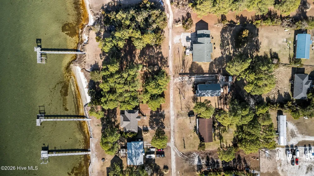 139 Bayshore Street Sea Level, NC 28577