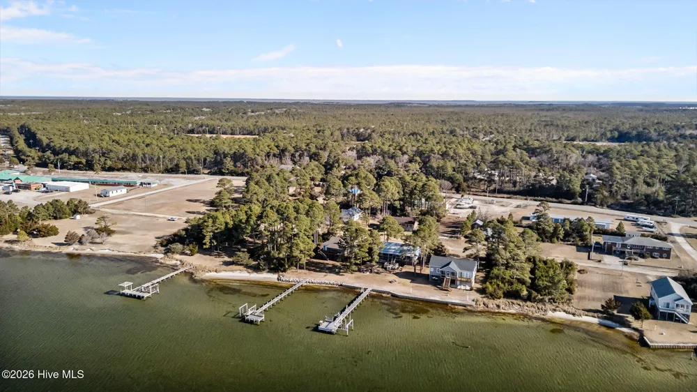 139 Bayshore Street Sea Level, NC 28577