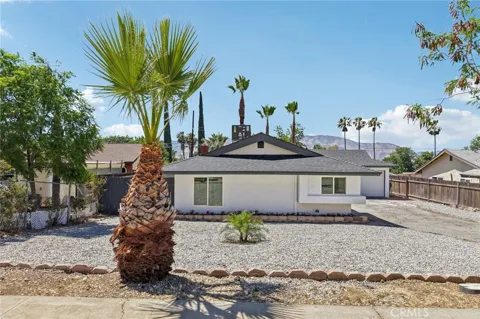 546 W Indian School Lane