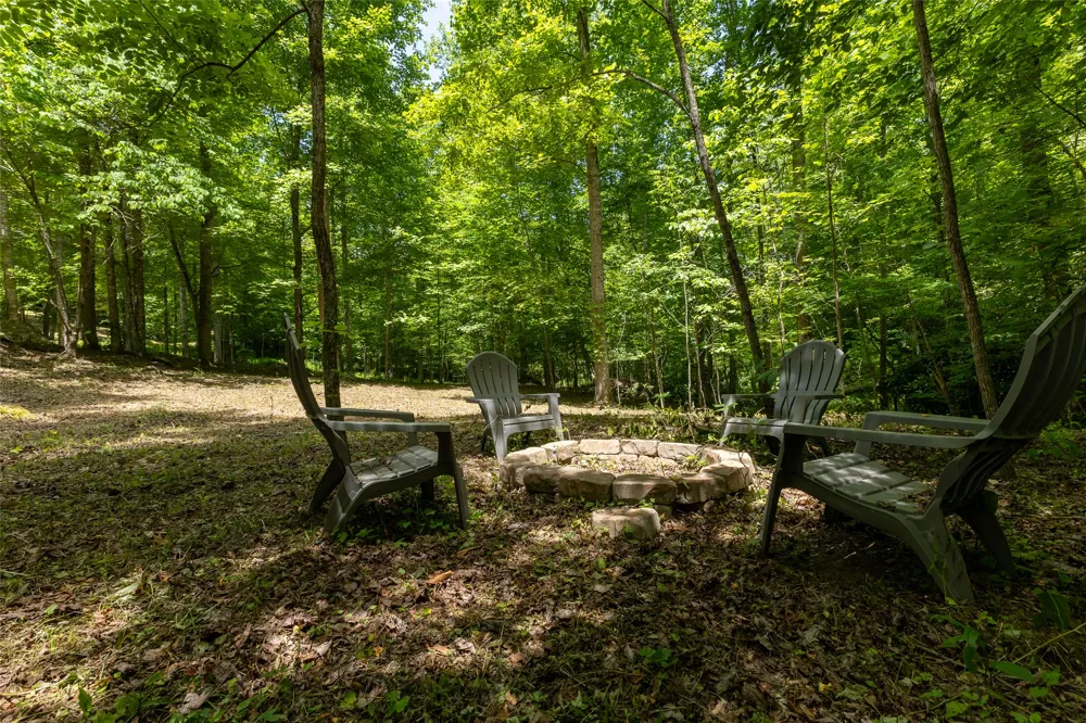 2530 Pilot Knob Road Glenville, NC 28736