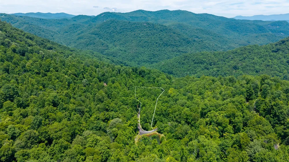 2530 Pilot Knob Road Glenville, NC 28736