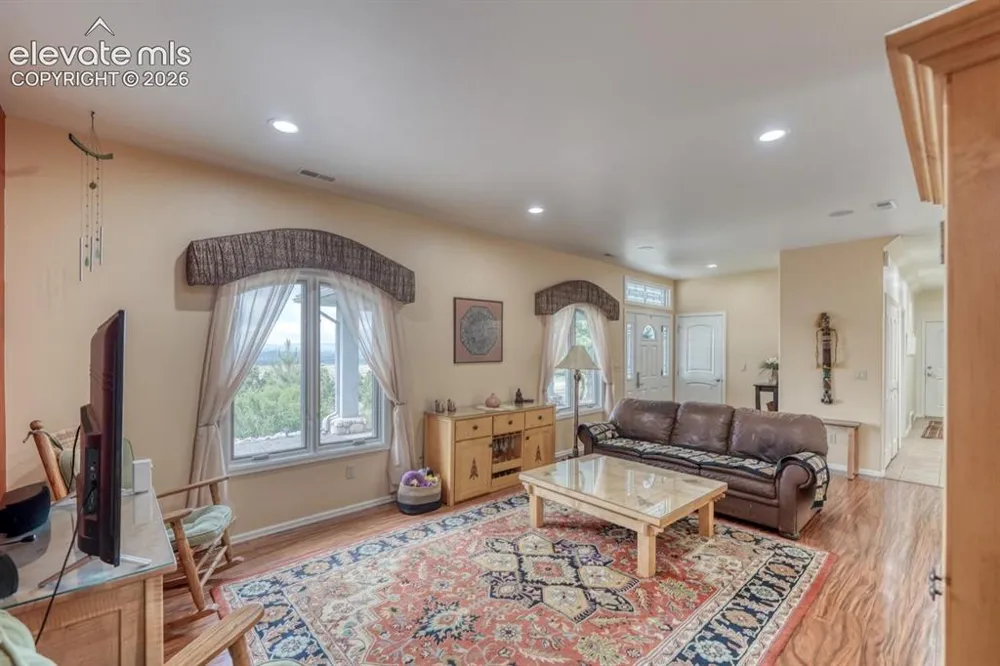 796 Knickerbocker Road Silver Cliff, CO 81252